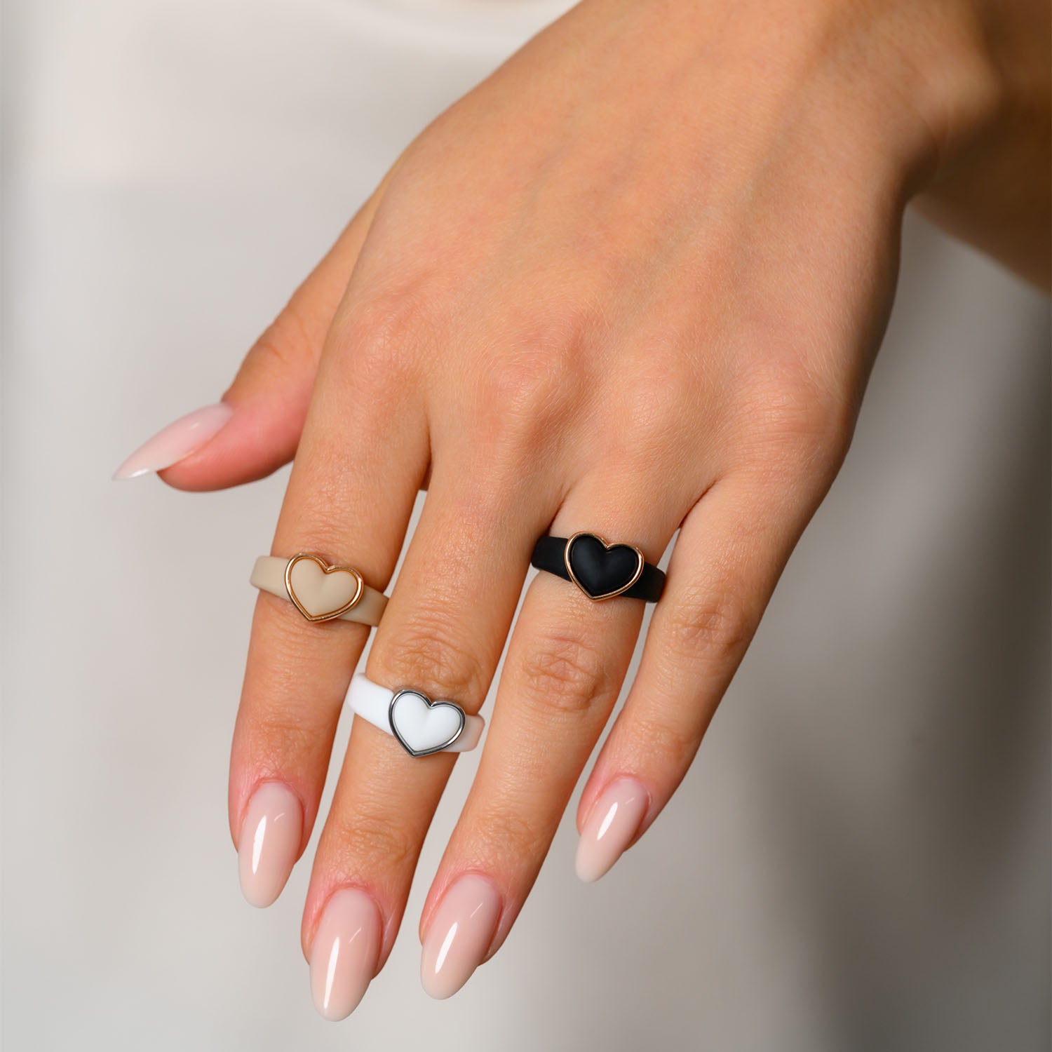 Stackable 3-Piece Ring Set - Women's Silicone & Metal Frame Heart Collection
