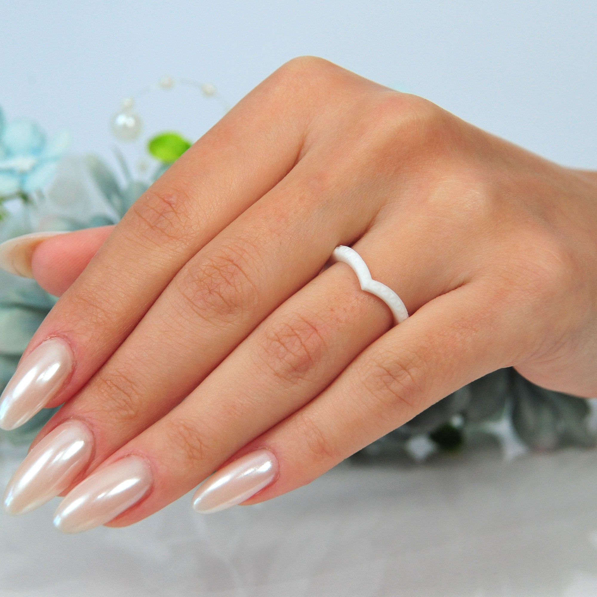 Stackable 3-Piece Ring Set - Women's Silicone & Metal Frame Heart Collection