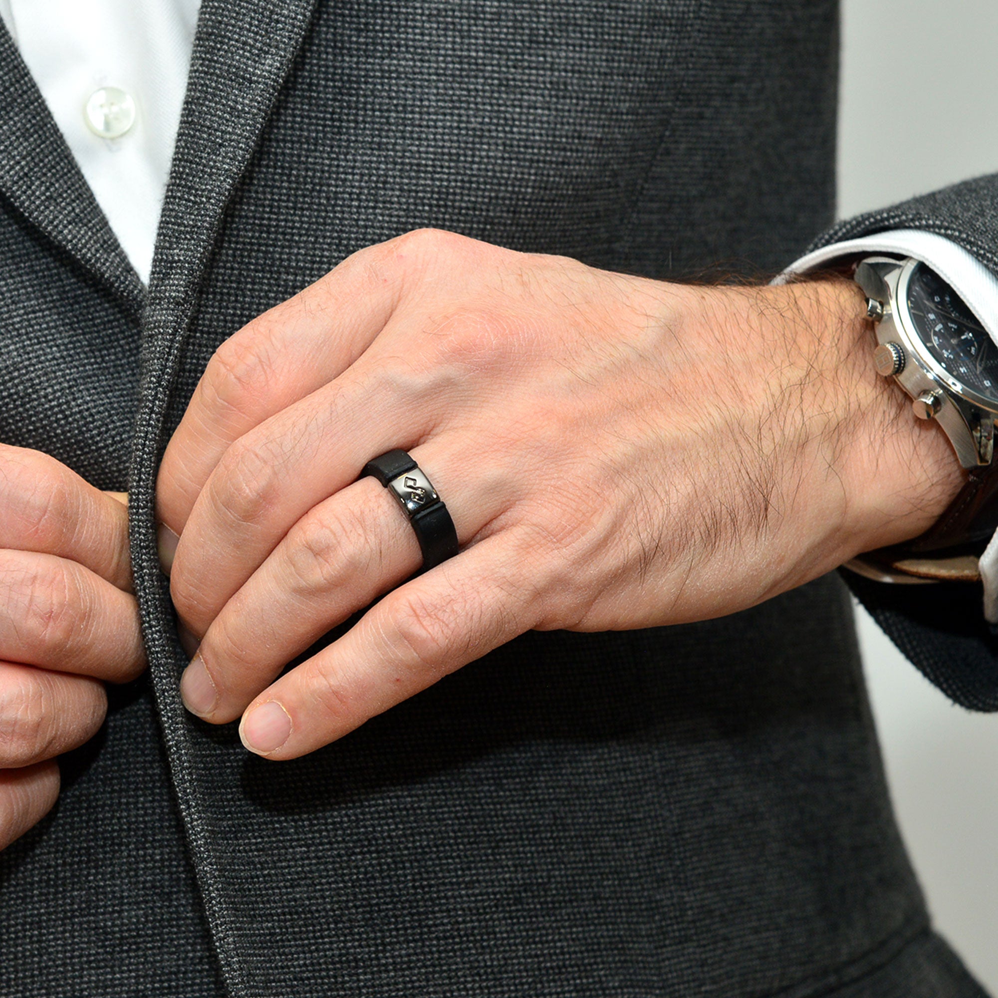 MetalInfinity Collection - Men's Silicone Rings with Metal - Patented Design