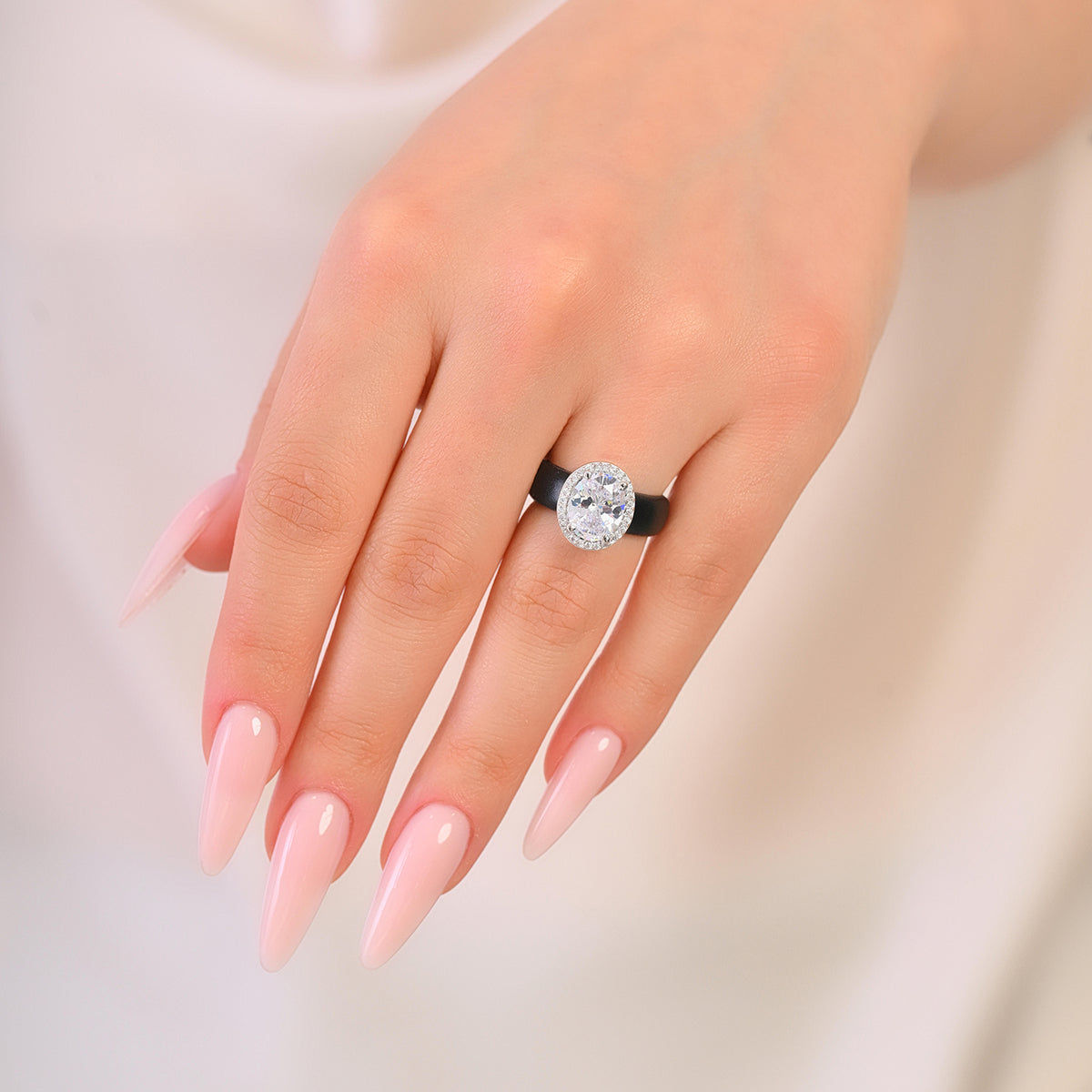 #color_Black and Silver