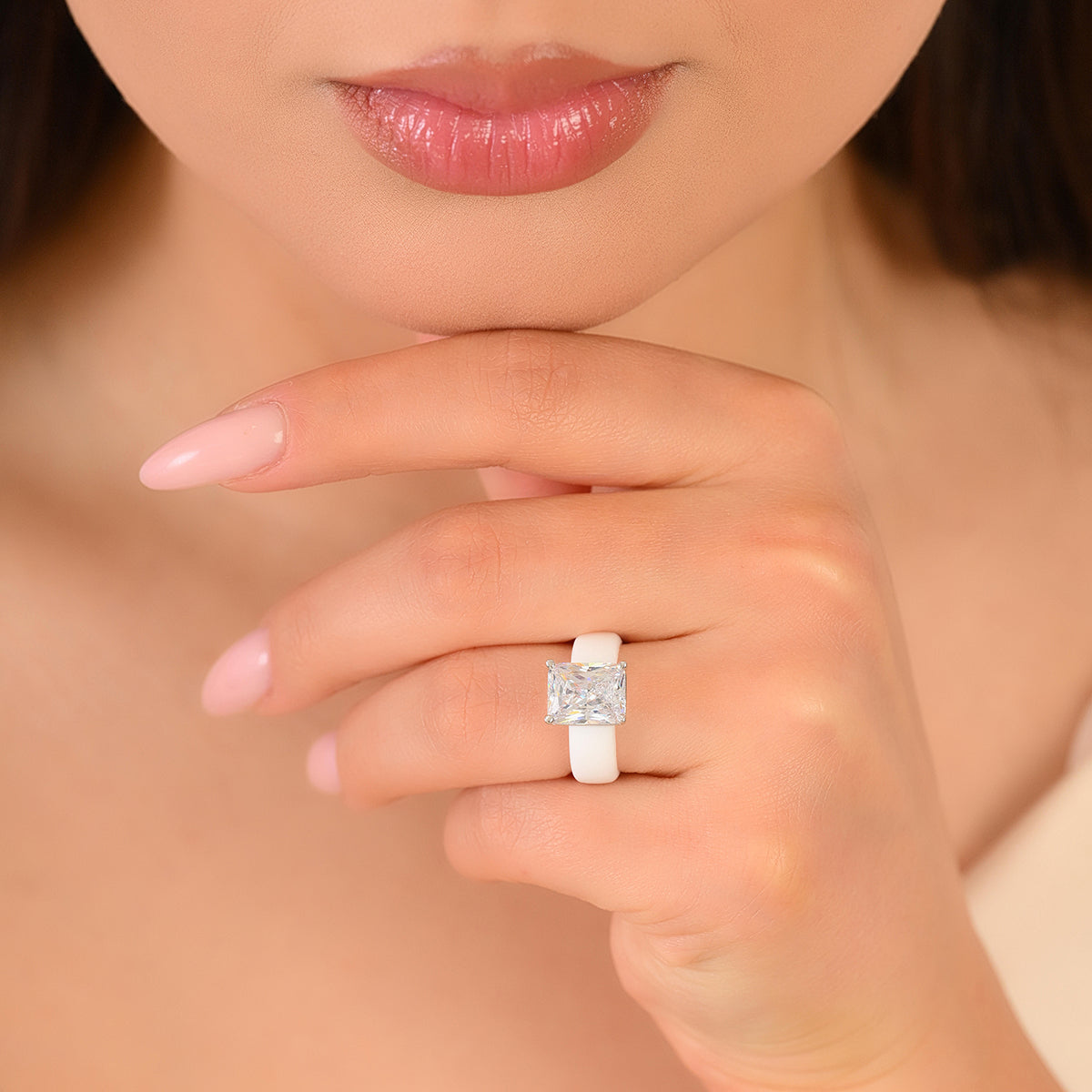 #color_White and Silver