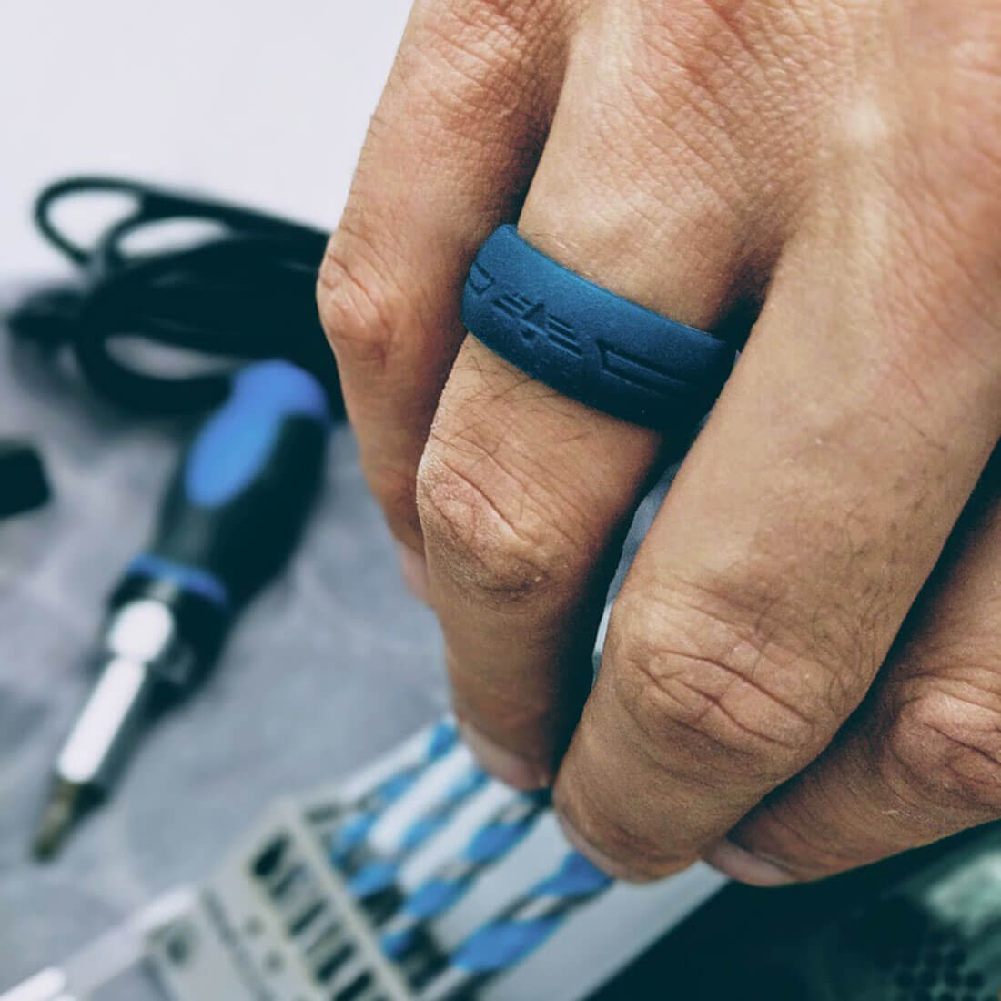 GIFT RING Men's Eagle Silicone Ring. Soft, Comfortable & Durable Wedding Band. US Design Patent