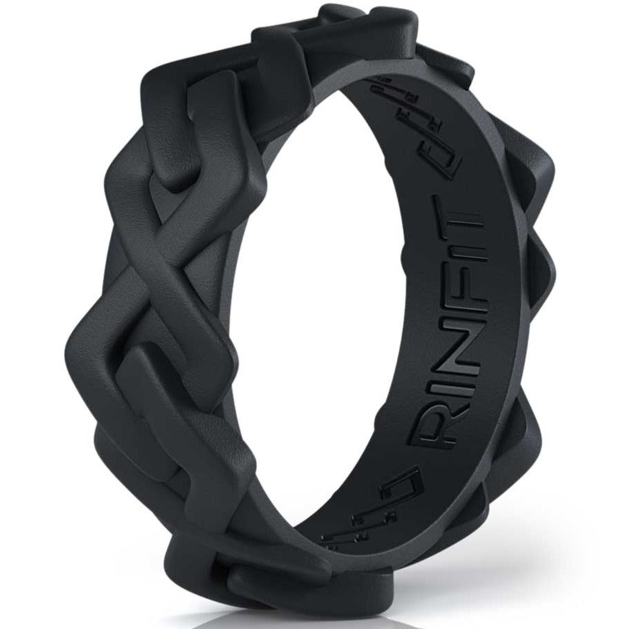 Black engagement rings for women